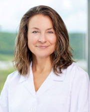 Dr. Karen Shelton, portrait, smiling