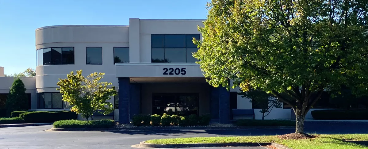 Internal Medicine Clinic in Kingsport on Brookside side entrance building exterior